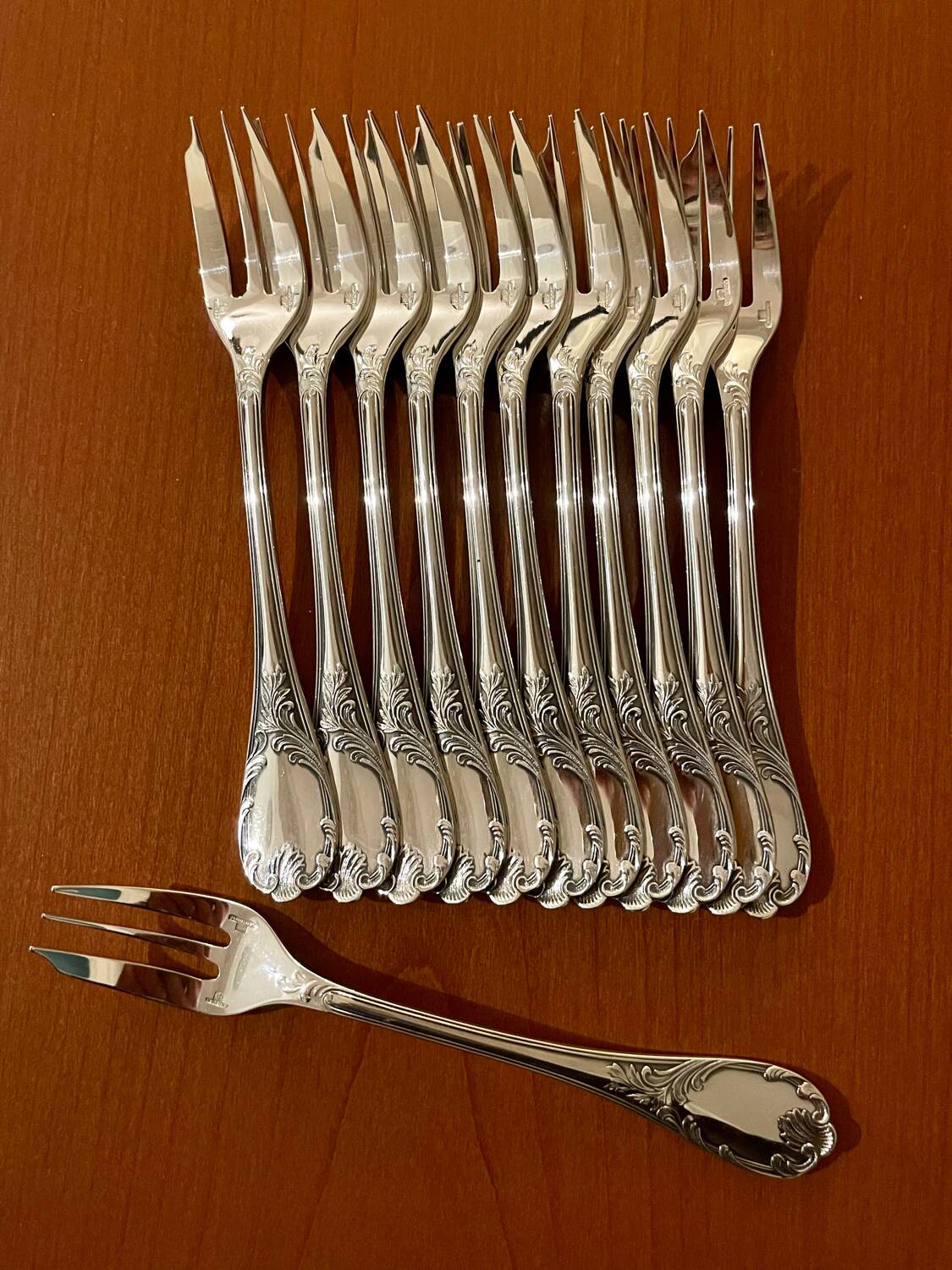 Christofle Marly 12 cake forks new condition