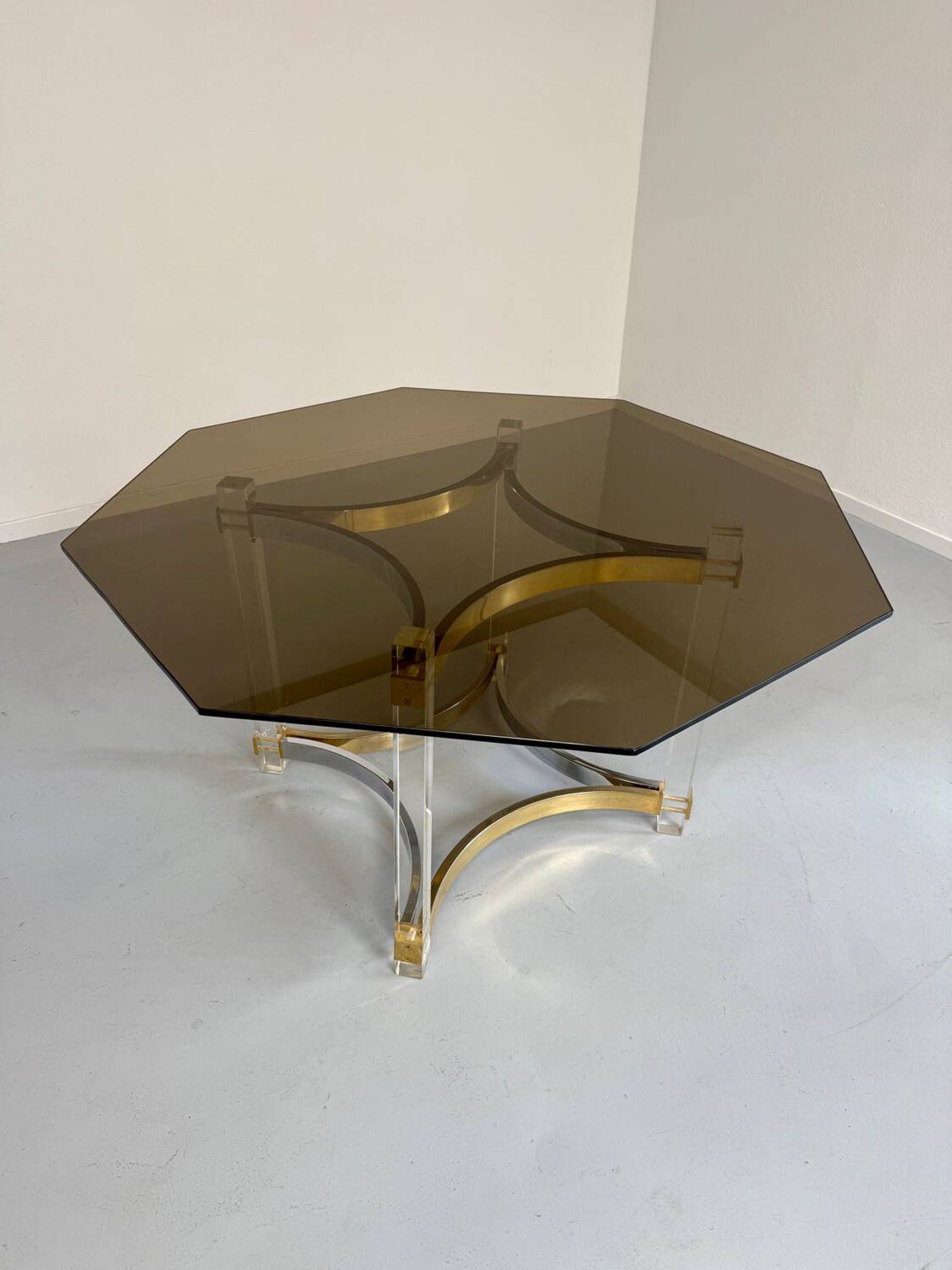 Ancienne table à manger design italien d'Alessandro Albrizzi années 70