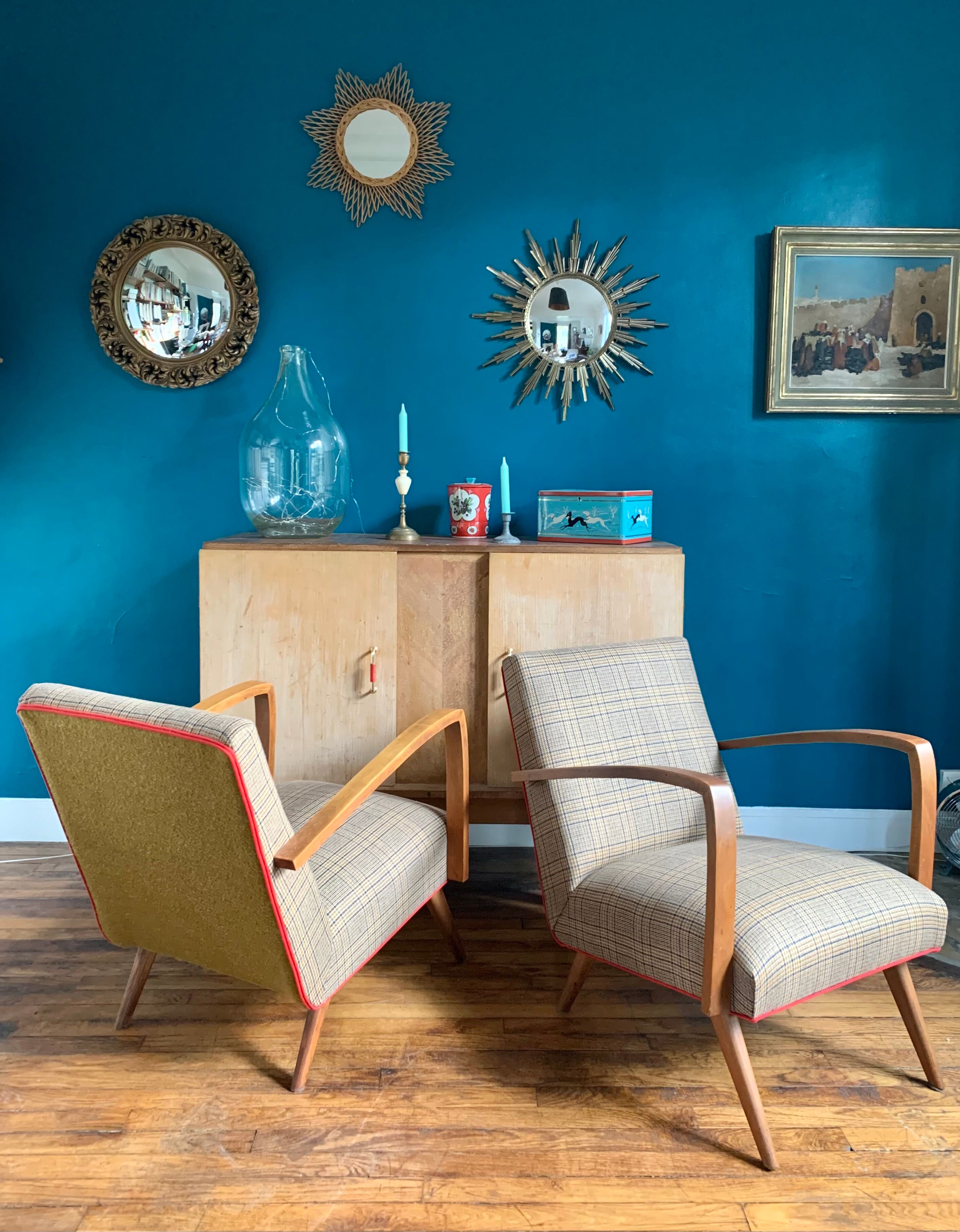 Pair of vintage scottish armchairs