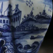Pair of 18th-century Delft lidded vases – Pieter van den Briel, 't Fortuyn