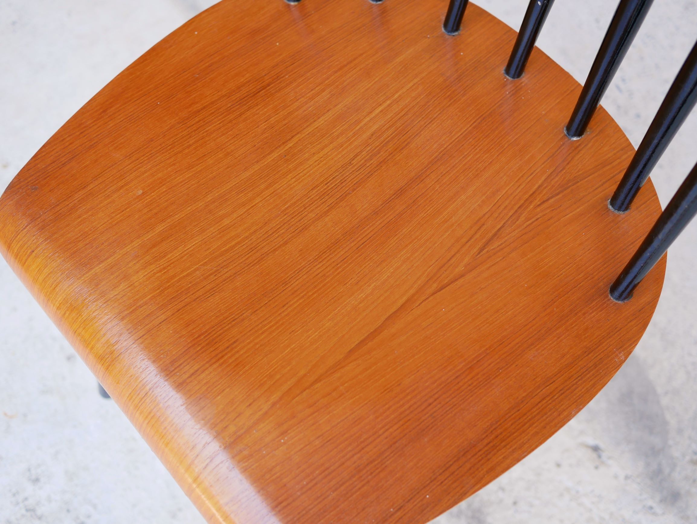 Scandinavian chair by Ilmari Tapiovaara model "Fanett"