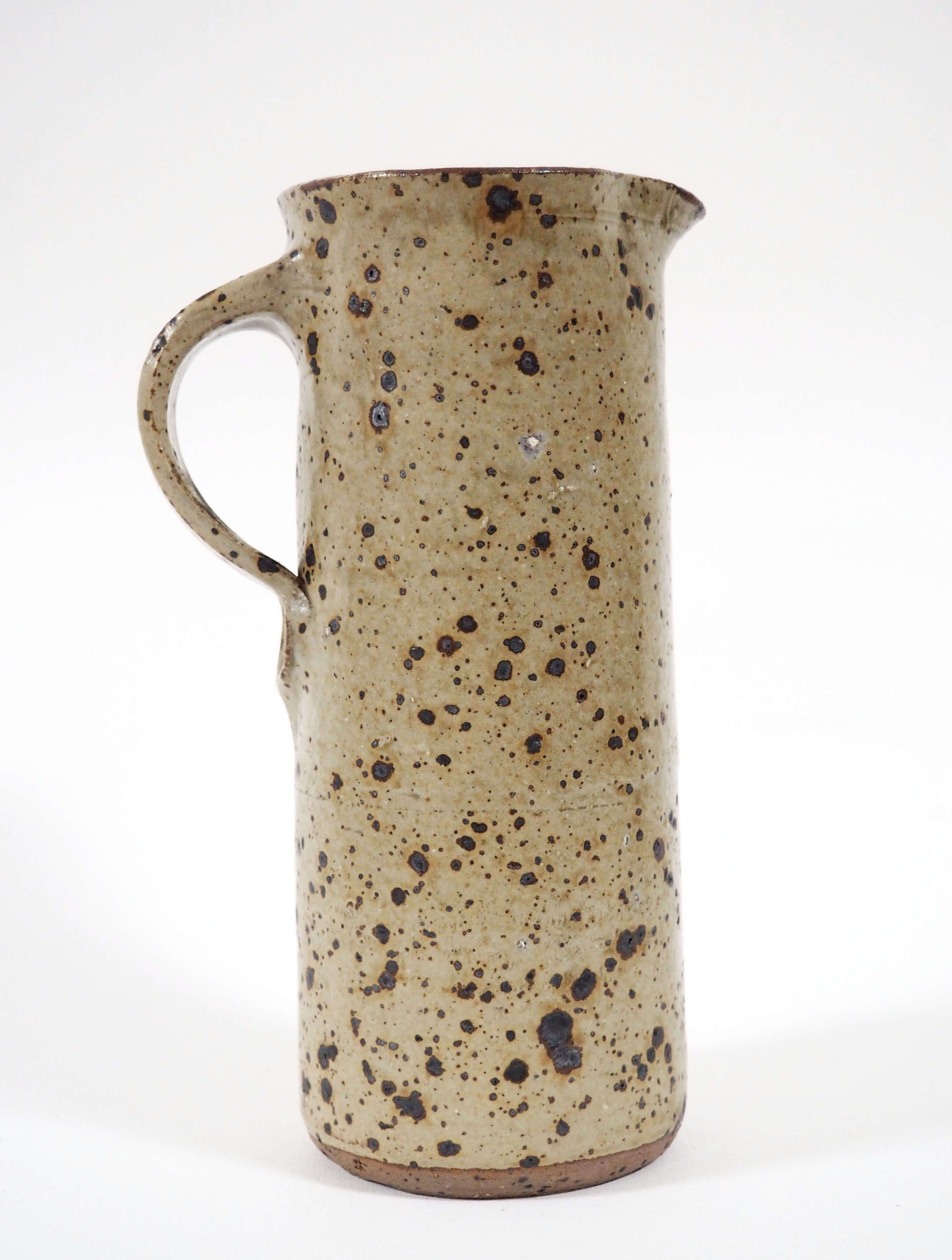 Sandstone pitcher