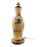 Très grande lampe au dragon sur fond jaune en grès bien hoa vietnam
