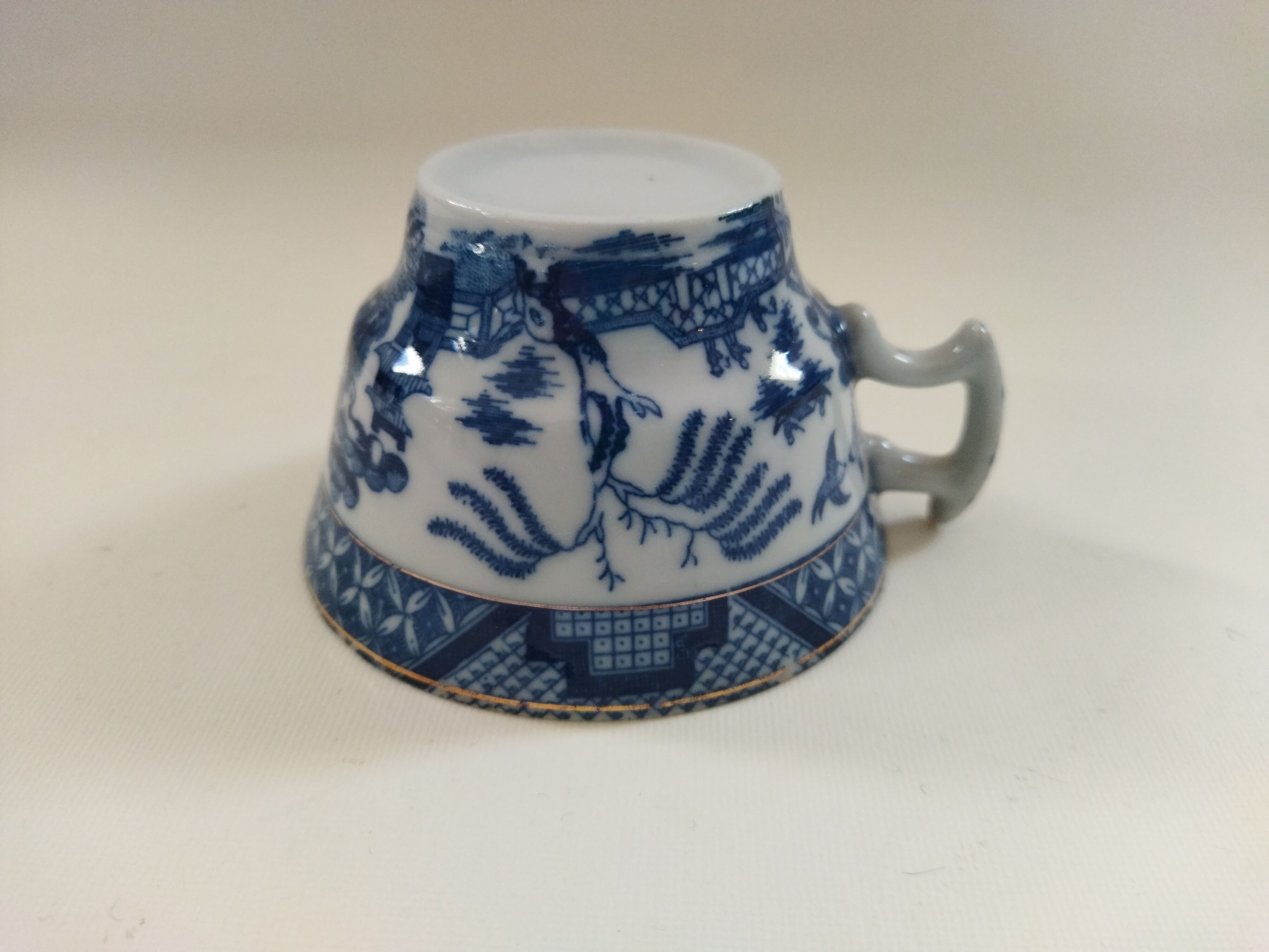 Blue Willow porcelain cup