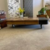 Table basse sur roues