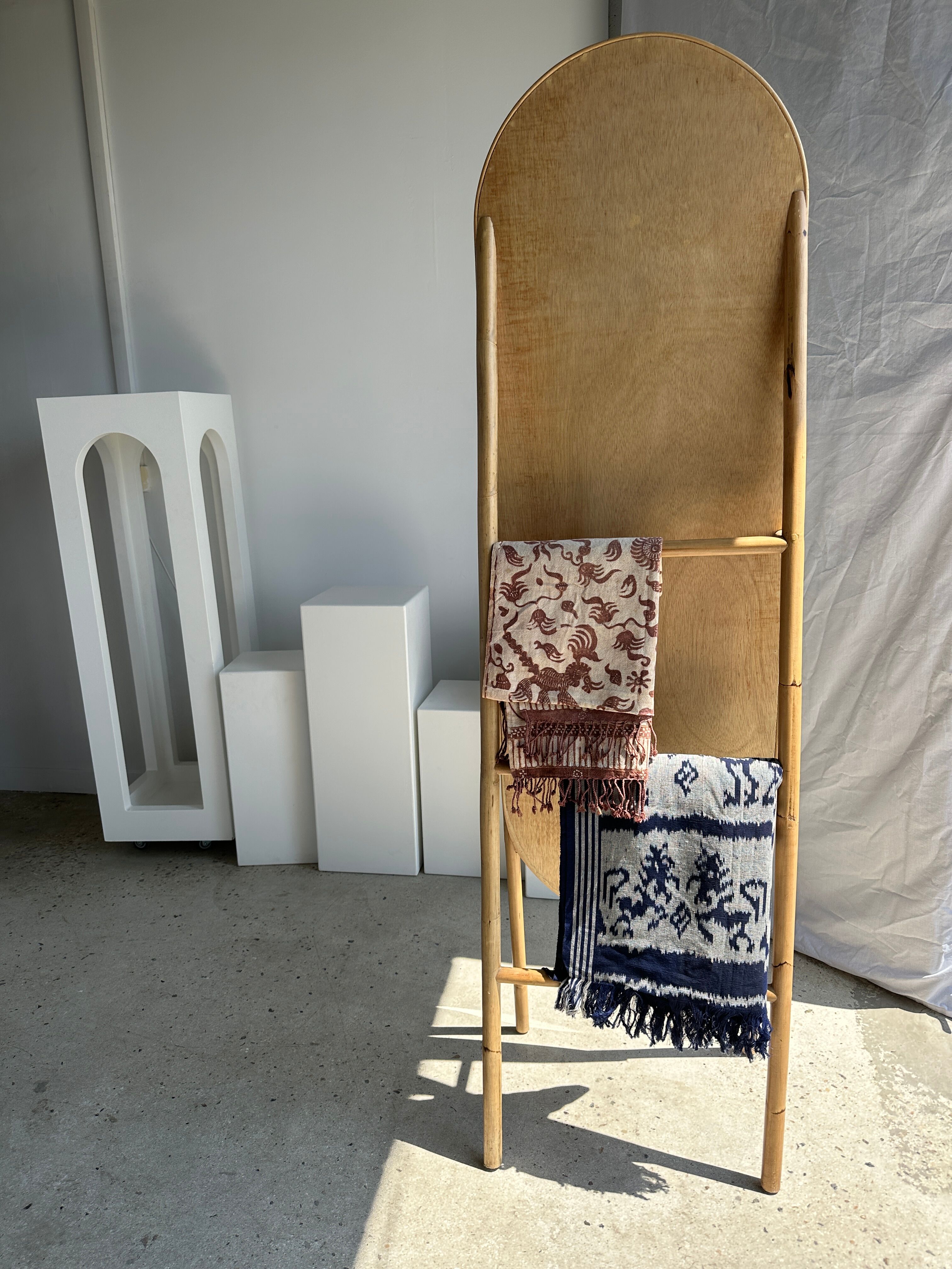 Floor mirror in bamboo and rattan H:1m80