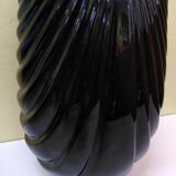Black shell vase