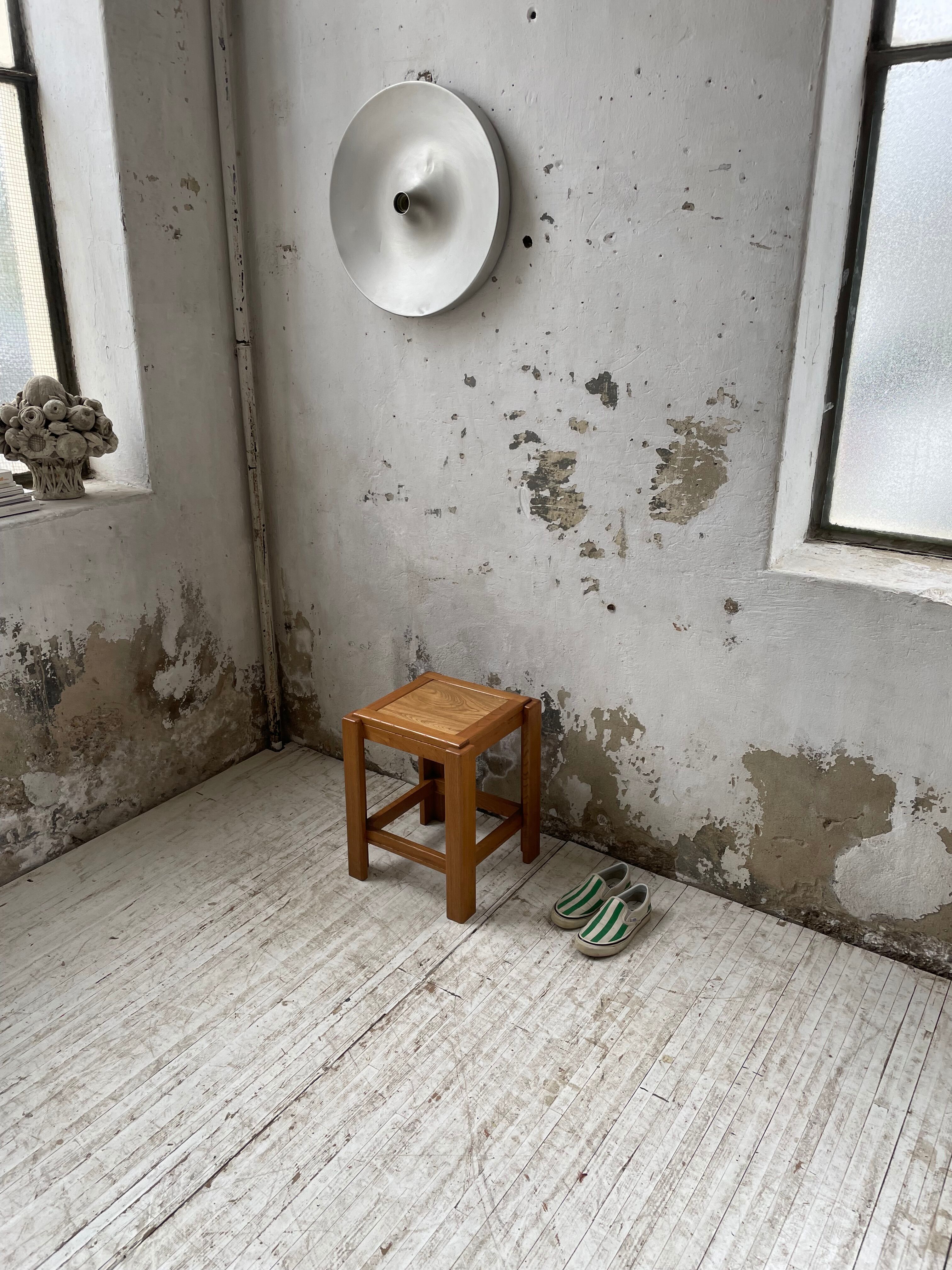 Solid elm stool Maison Regain