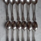 12 teaspoons silver metal