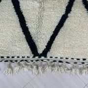 Handmade natural wool rug 250cm x 150cm