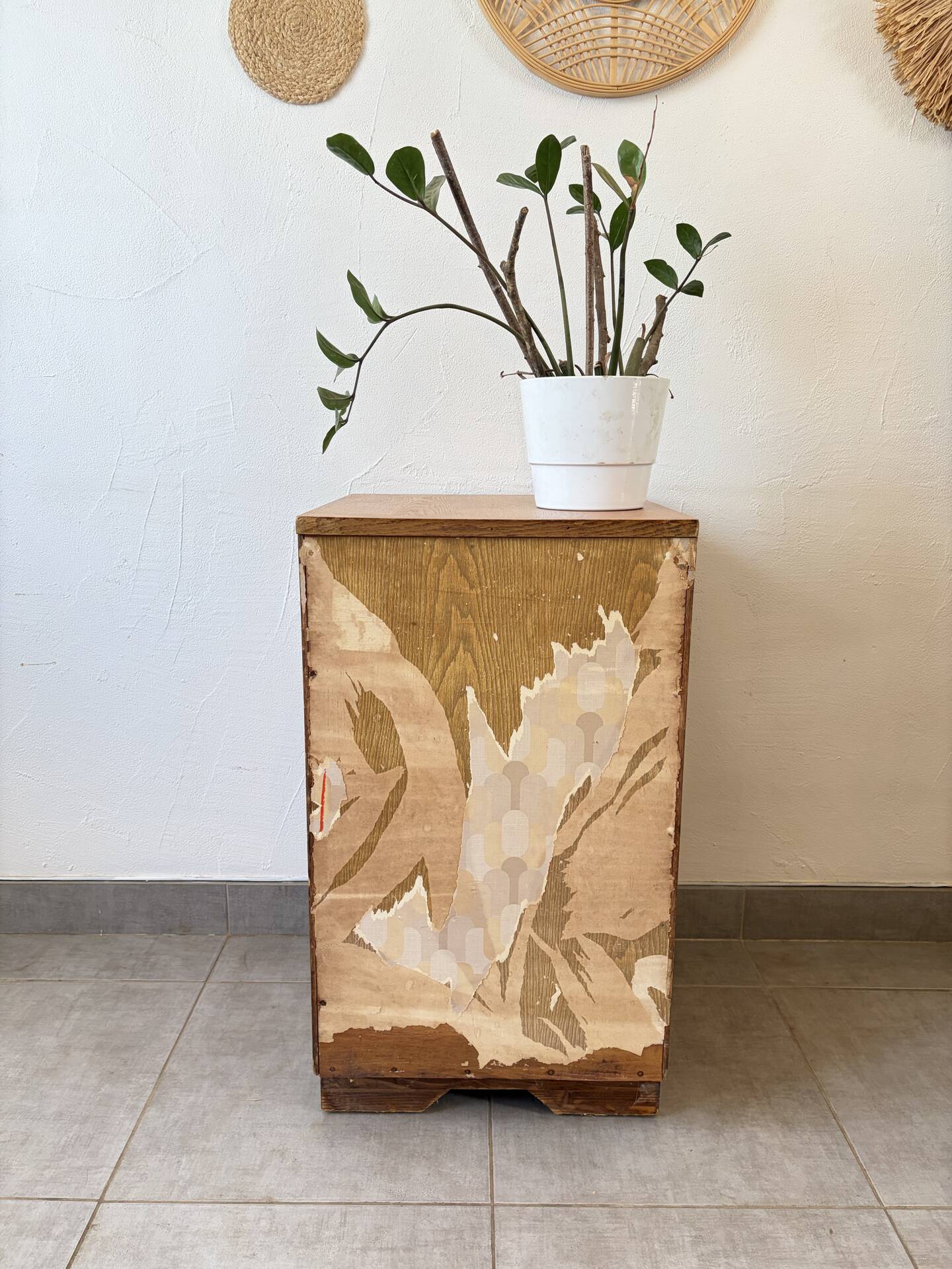 Vintage chest of drawers