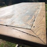 Farm table