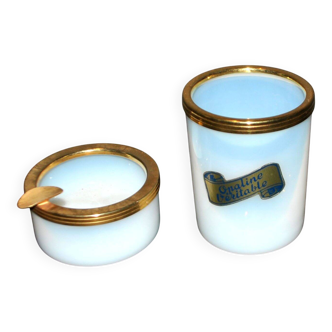 Cendrier vintage en verre opaline blanche et gobelet à cigarette opaline véritable