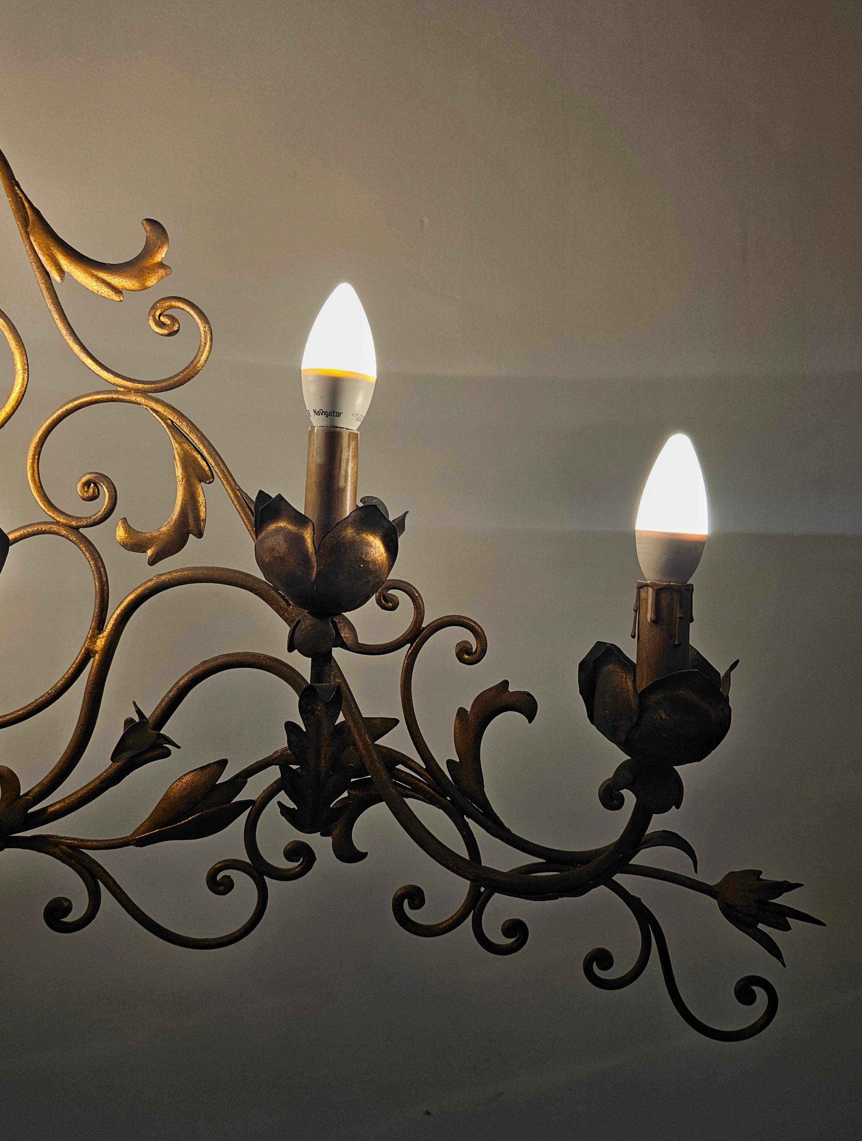 Extra-large wall light with 7 arms, gold metal, acanthus leaf pattern, Palladio.