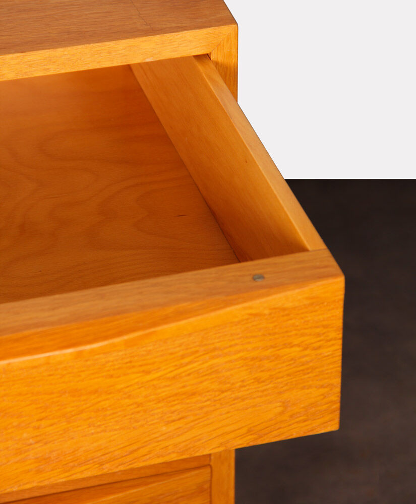 Commode éditée par Drevozpracujici Podnik, 1962