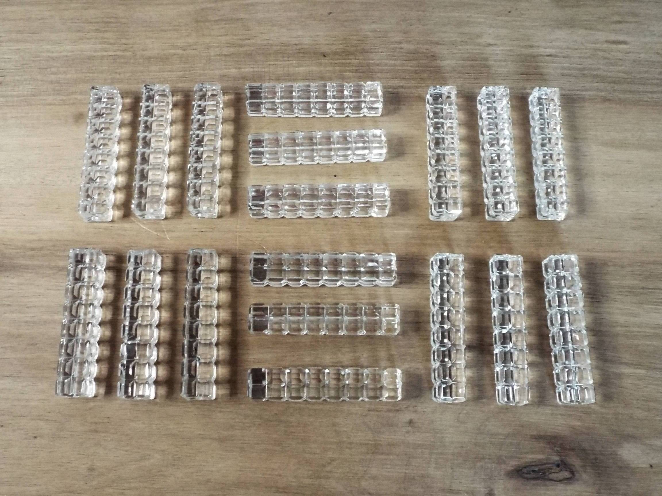 18 knife holders