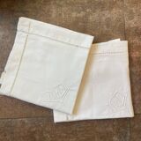 2 pillowcases embroidered “MD” monogram with Venice day