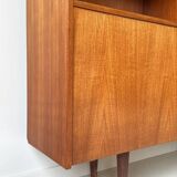 Vintage wooden cabinet / bookcase