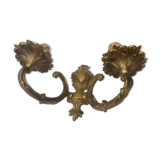 Double wall lamp in vintage golden brass