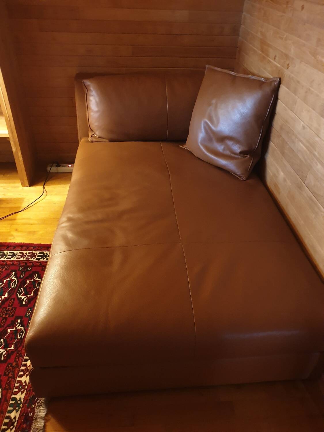 Exclusive Cinna Mini-Lounge
