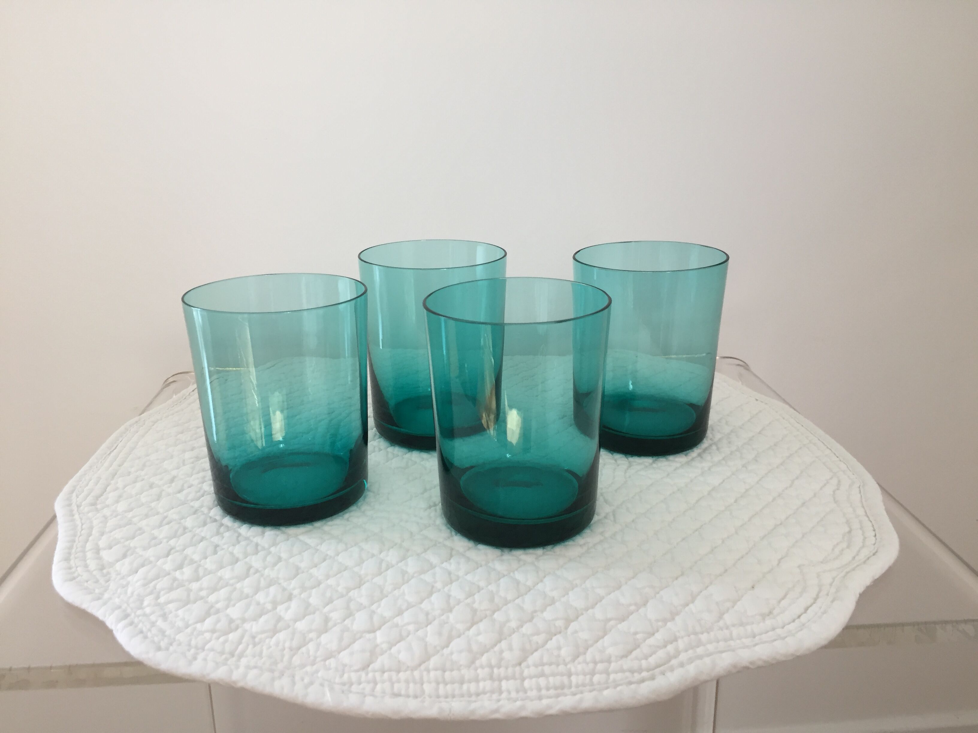 Orangeade  serving pitcher and 6 glasses 60