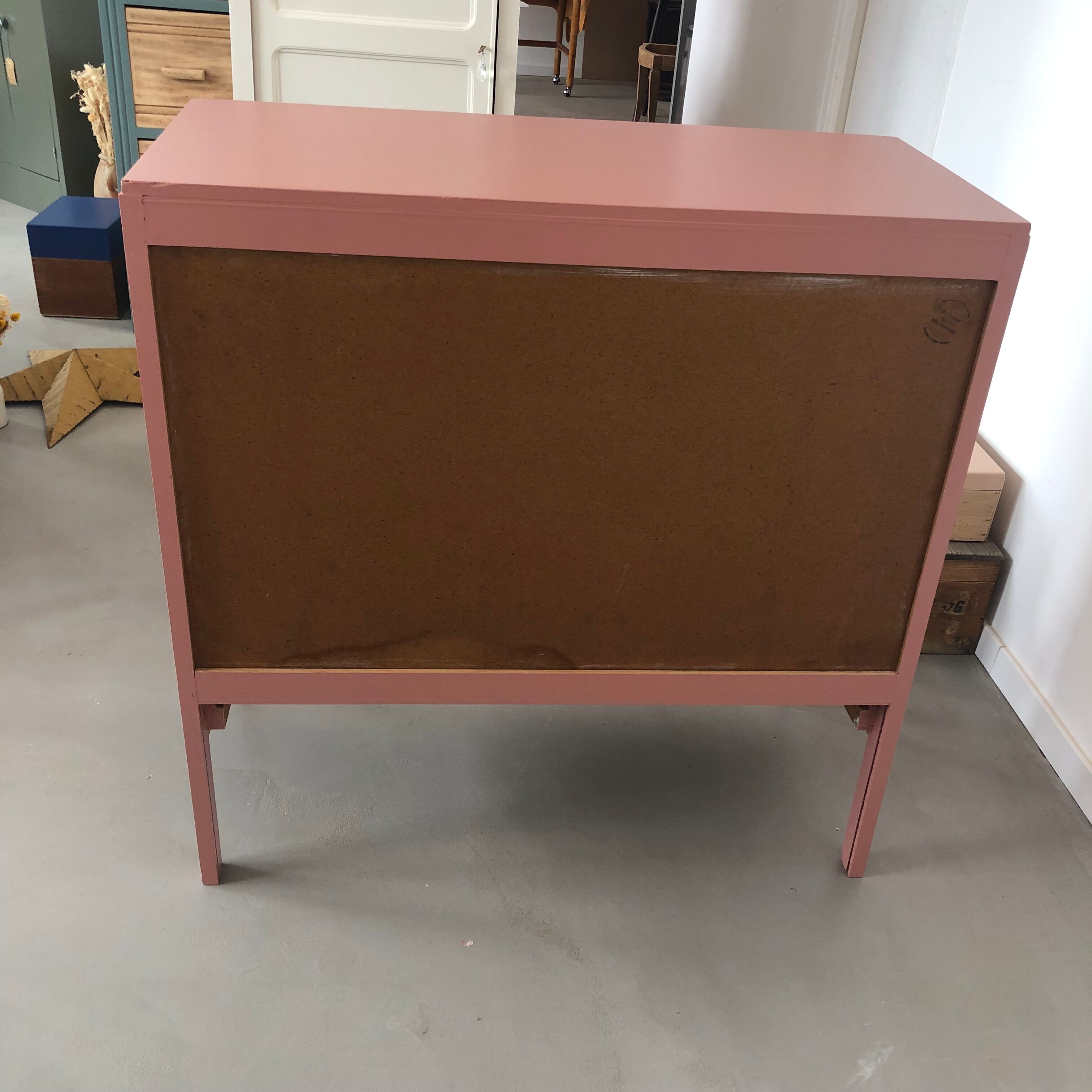 Vintage chest of drawers