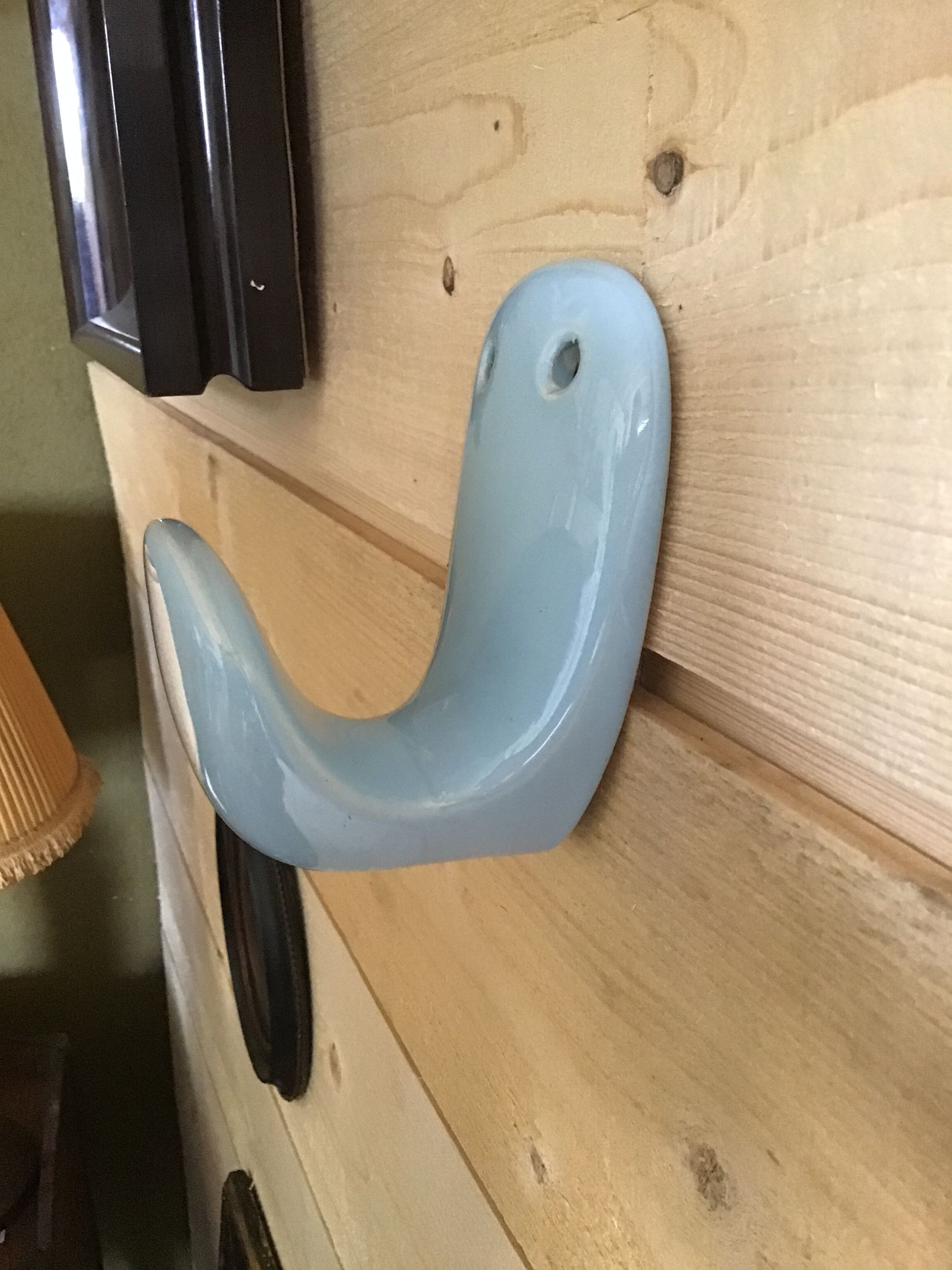 Porcelain hook
