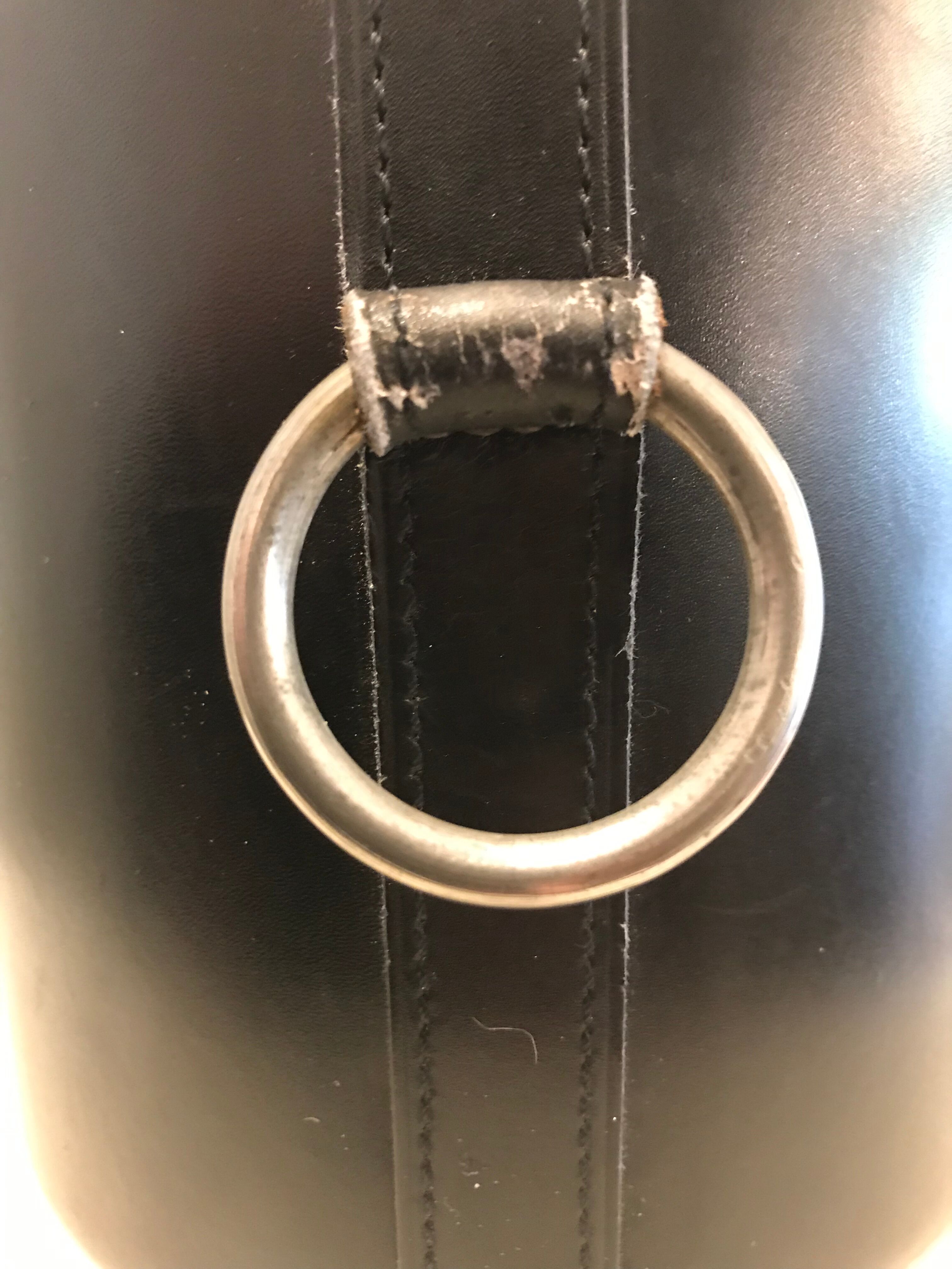 Round black leather ice bucket