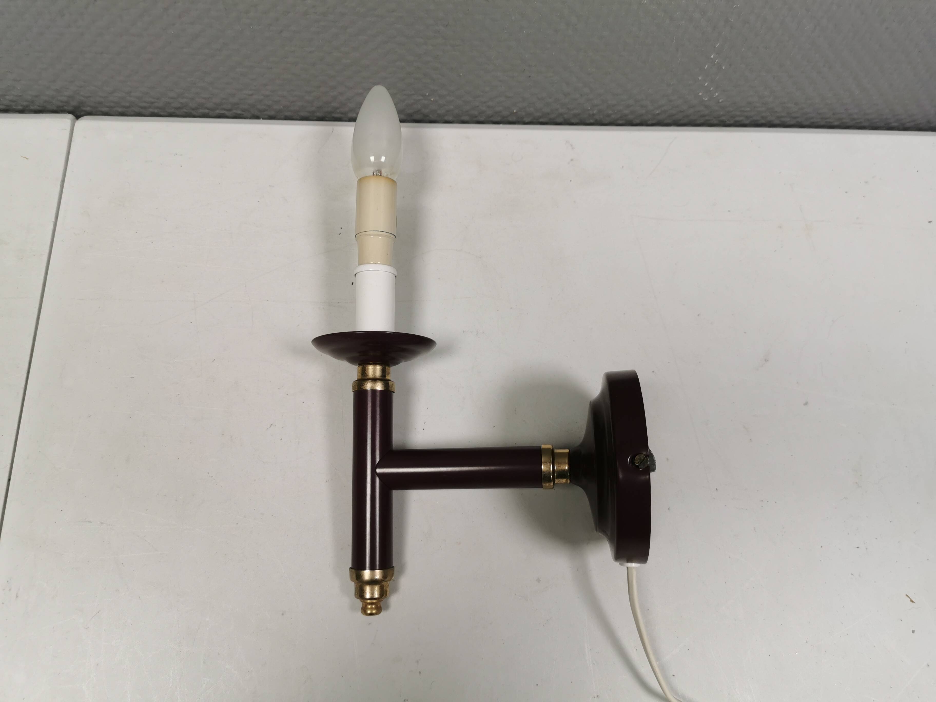 Wall lamp from Swedish Belid 1990s, in a beautiful aubergine purple colour.