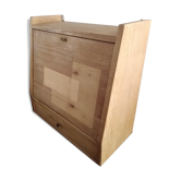 Wall Secretary