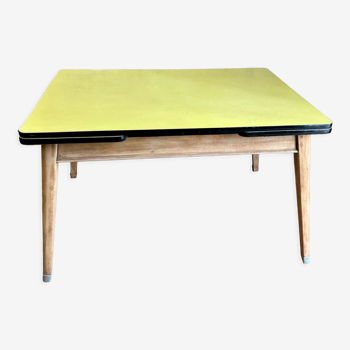 Vintage table in formica and solid wood