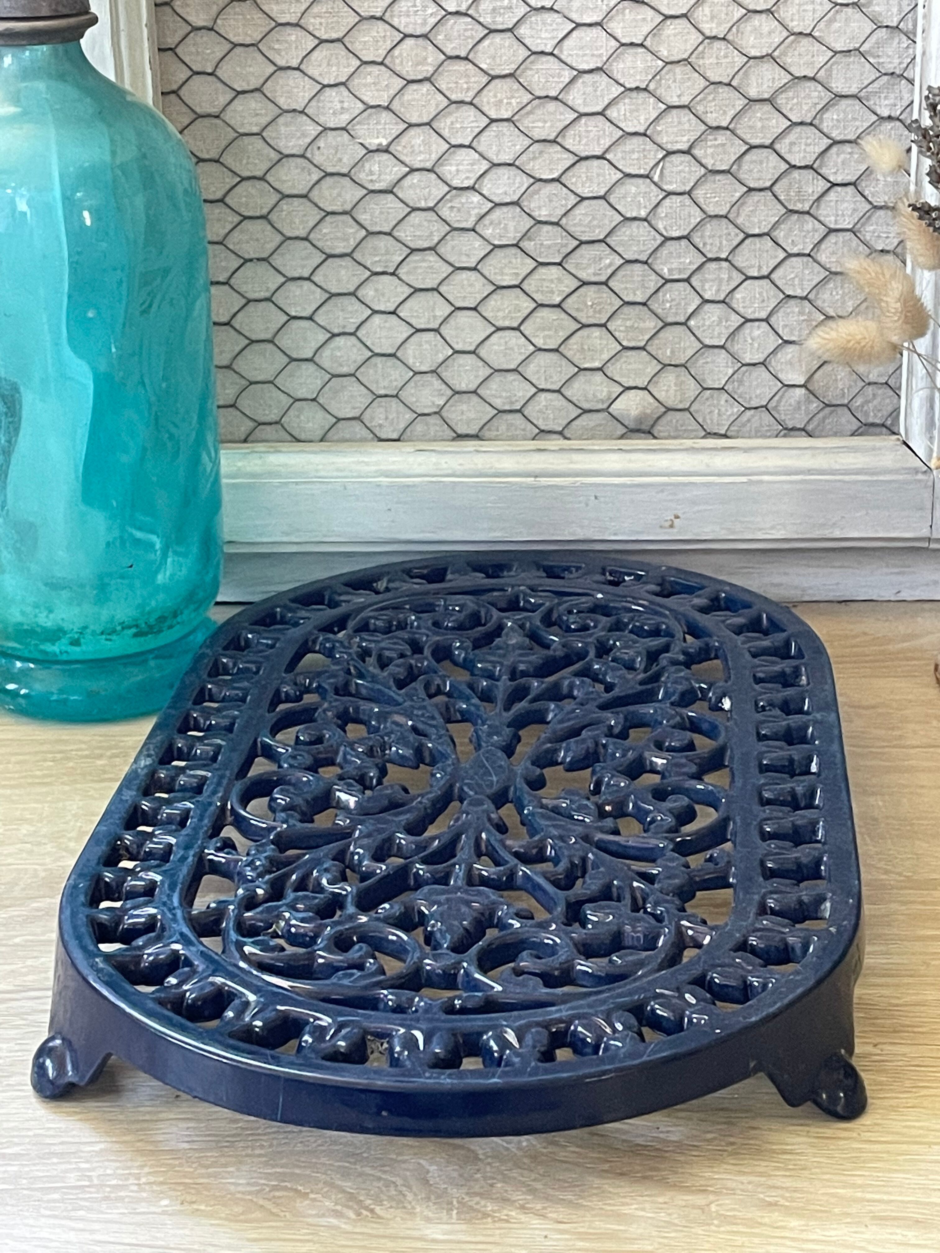 Enamelled cast iron underside 35cm