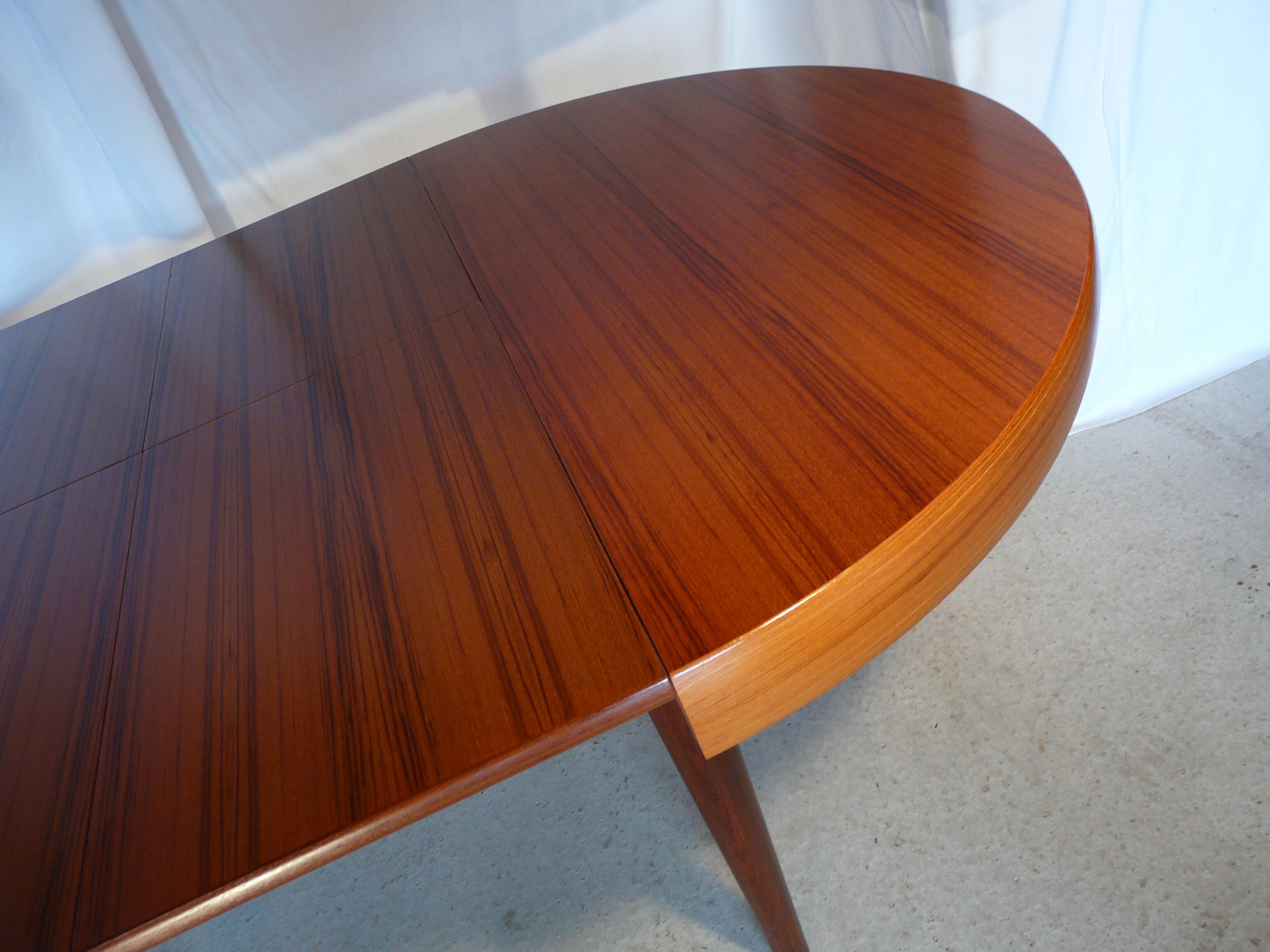 Scandinavian vintage extendable round table