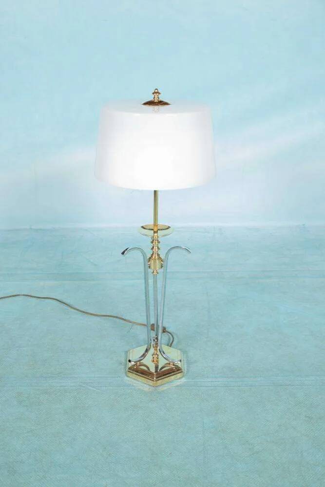 Vintage brass table lamp in Hollywood Regency style from the 50s/60s.