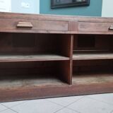 Professional furniture counter