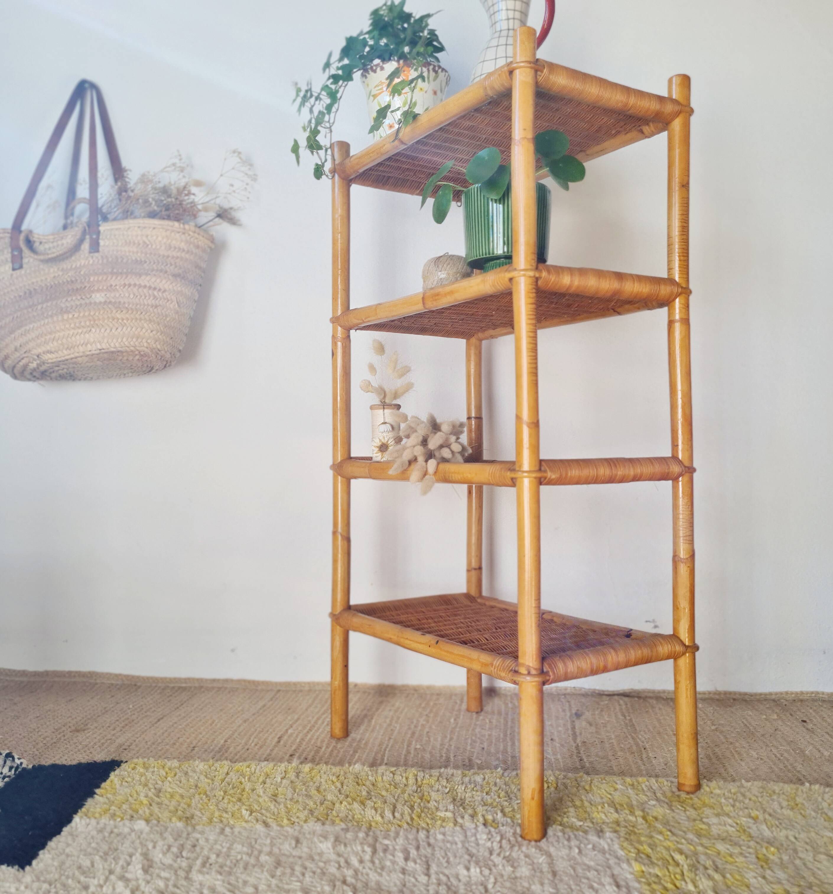 Vintage rattan shelf - bookcase