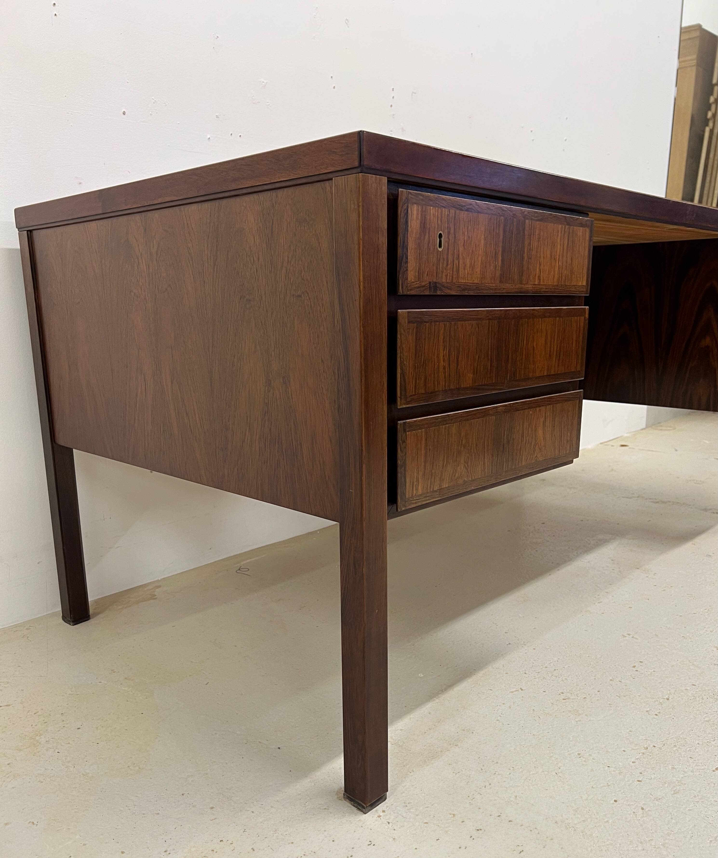 Gunni Omann Model 77 Rosewood Desk, 1960s.