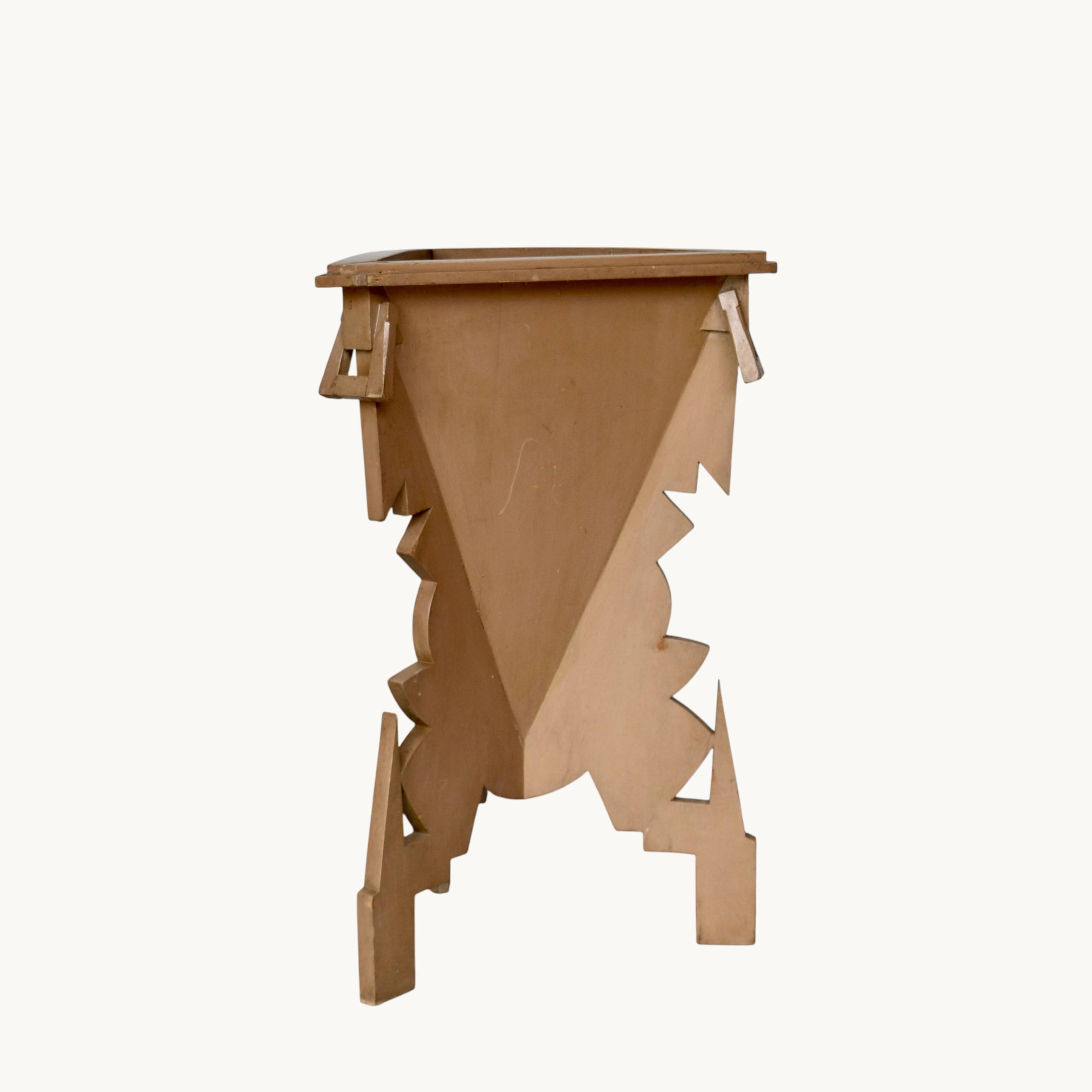 A pair of plant pots by Giacomo Balla (1871-1958), Italy 1910.