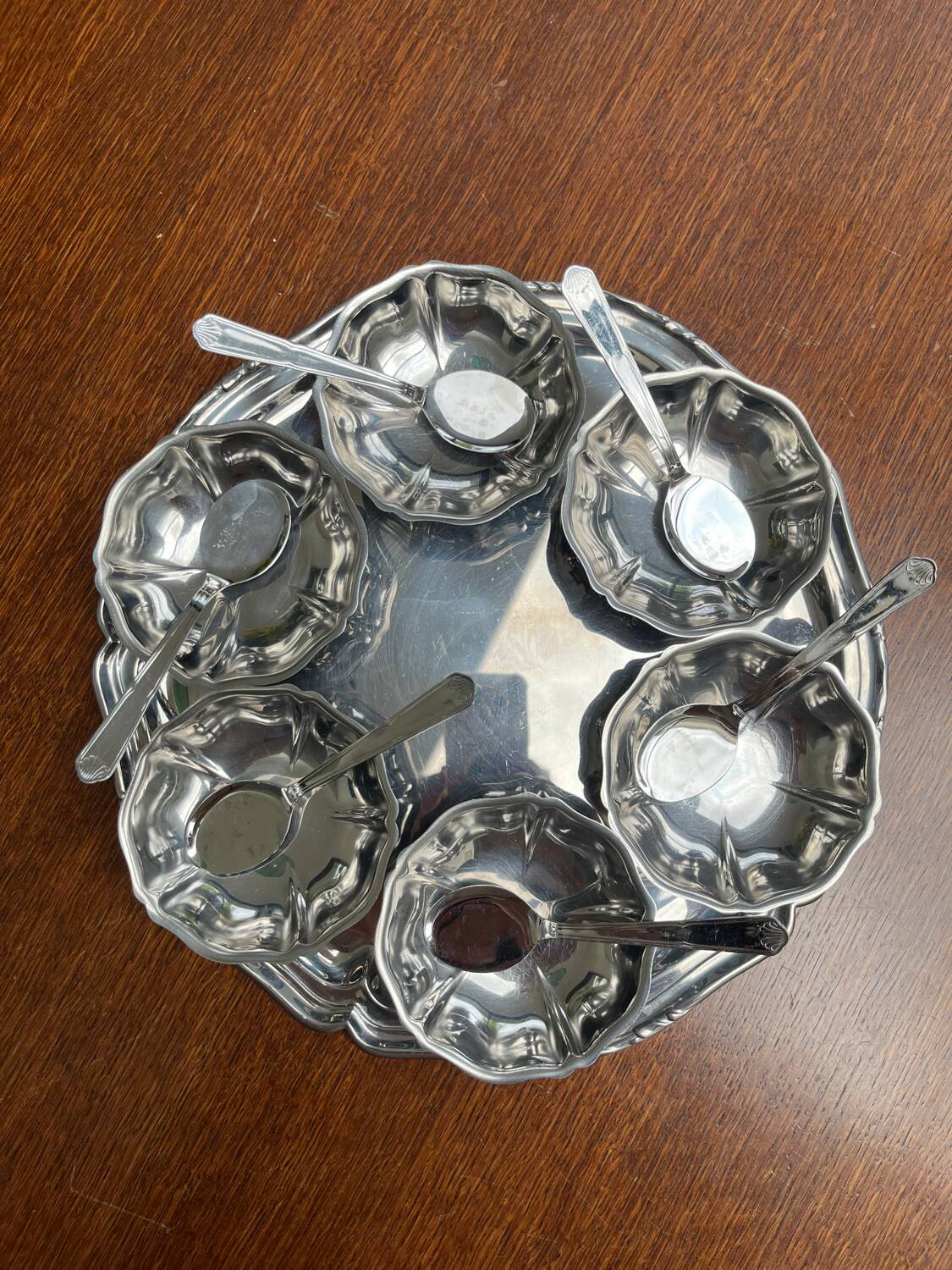 Stainless steel ice cream service