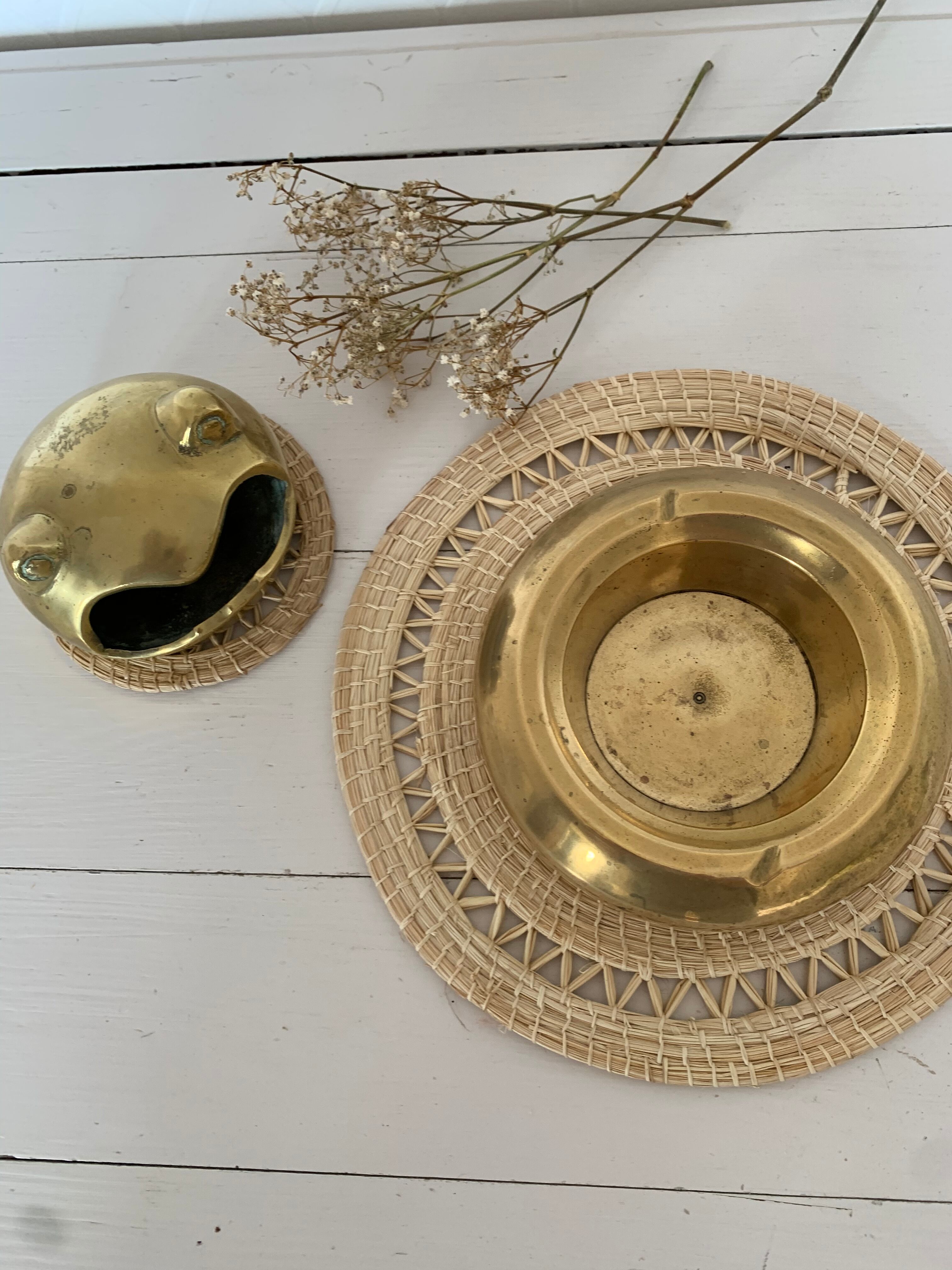 Brass frog ashtray
