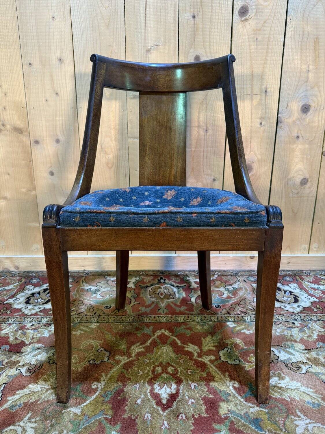 Set of 4 "Gondole" chairs in Empire style made of mahogany.