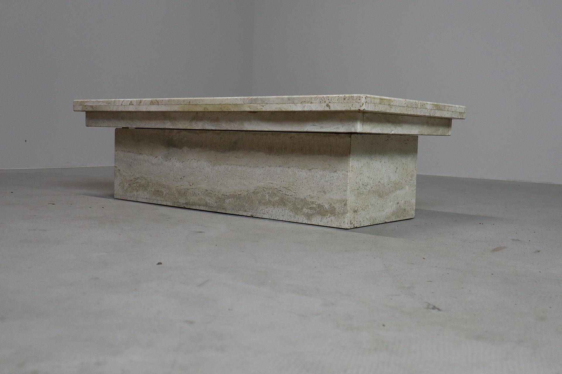 Table basse vintage en travertin, années 1970