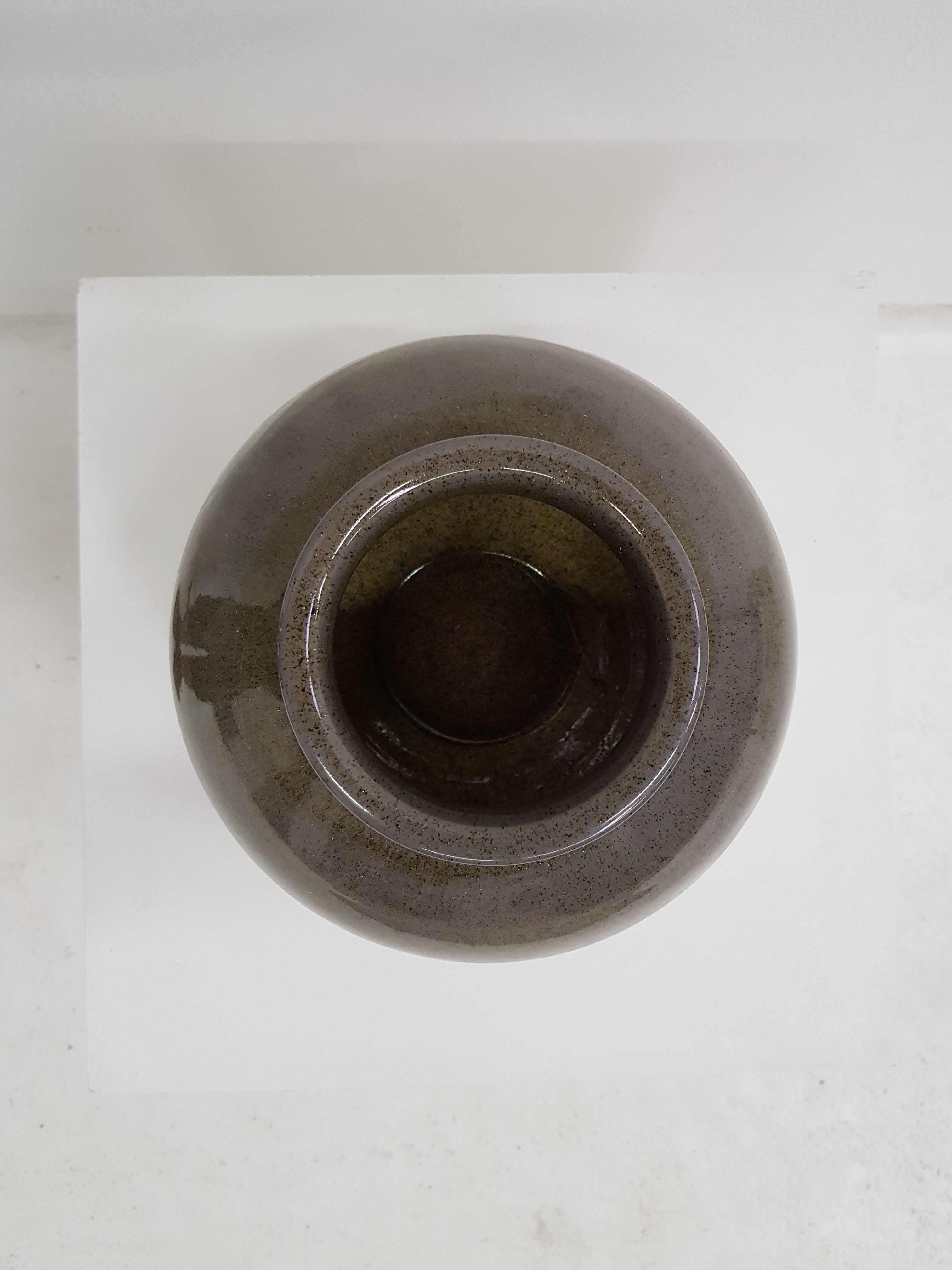 Large ceramic vase "Poterie du Marais"