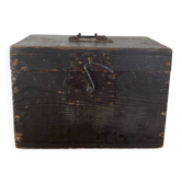 Wooden box