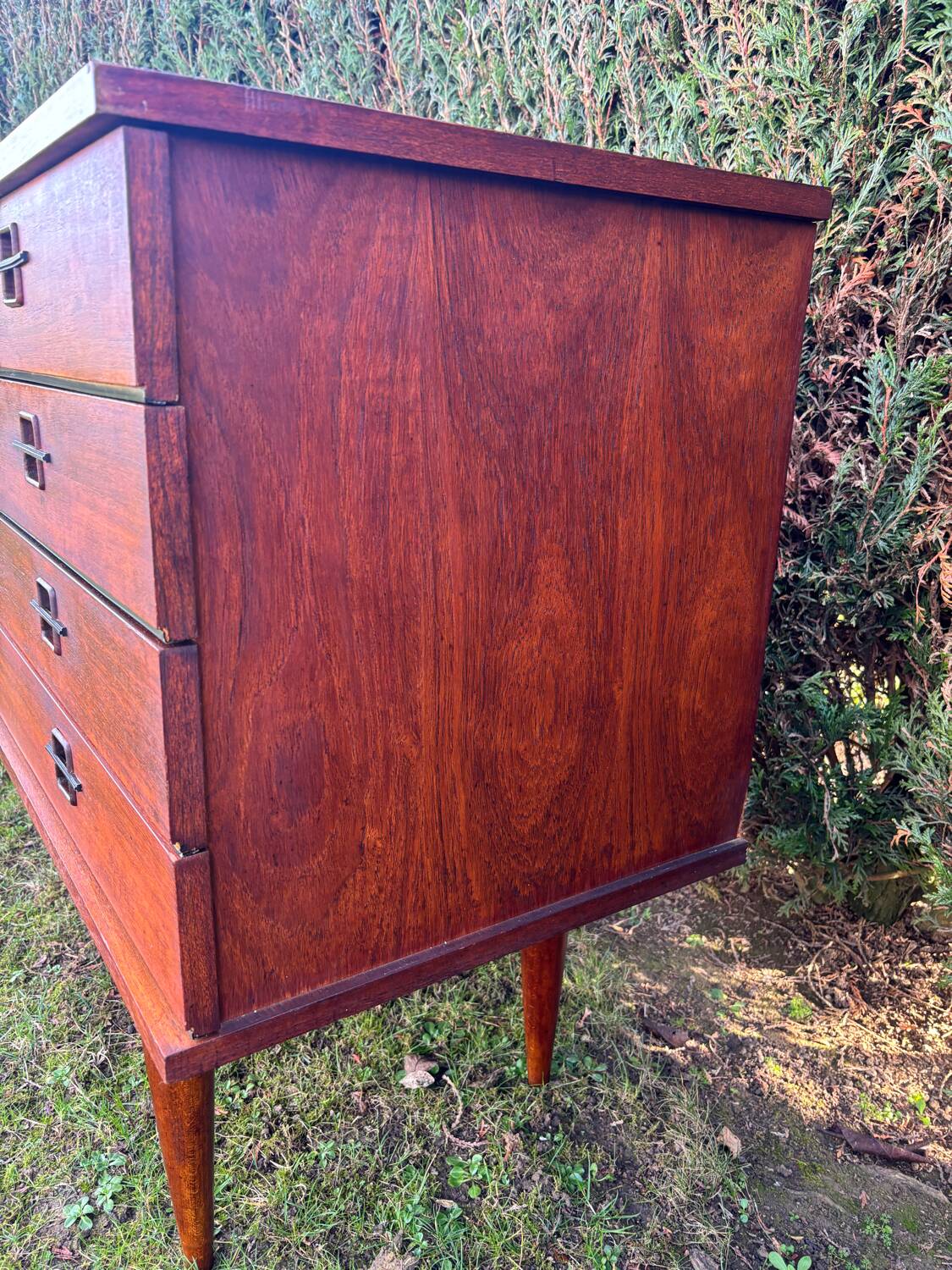 Teak enfilade