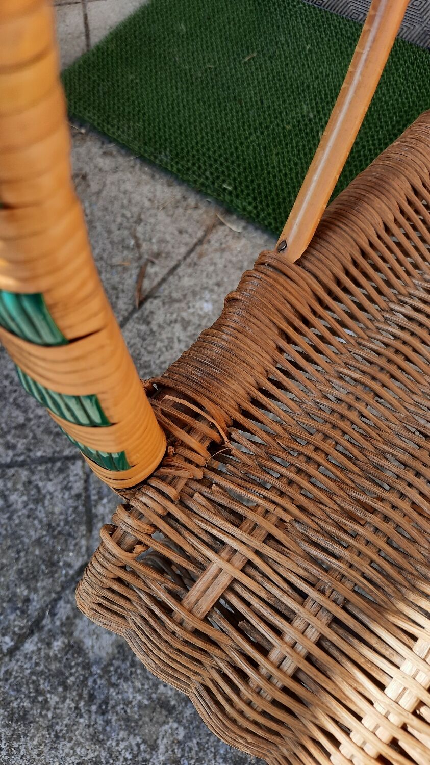 Set of 4 wicker and rattan armchairs
