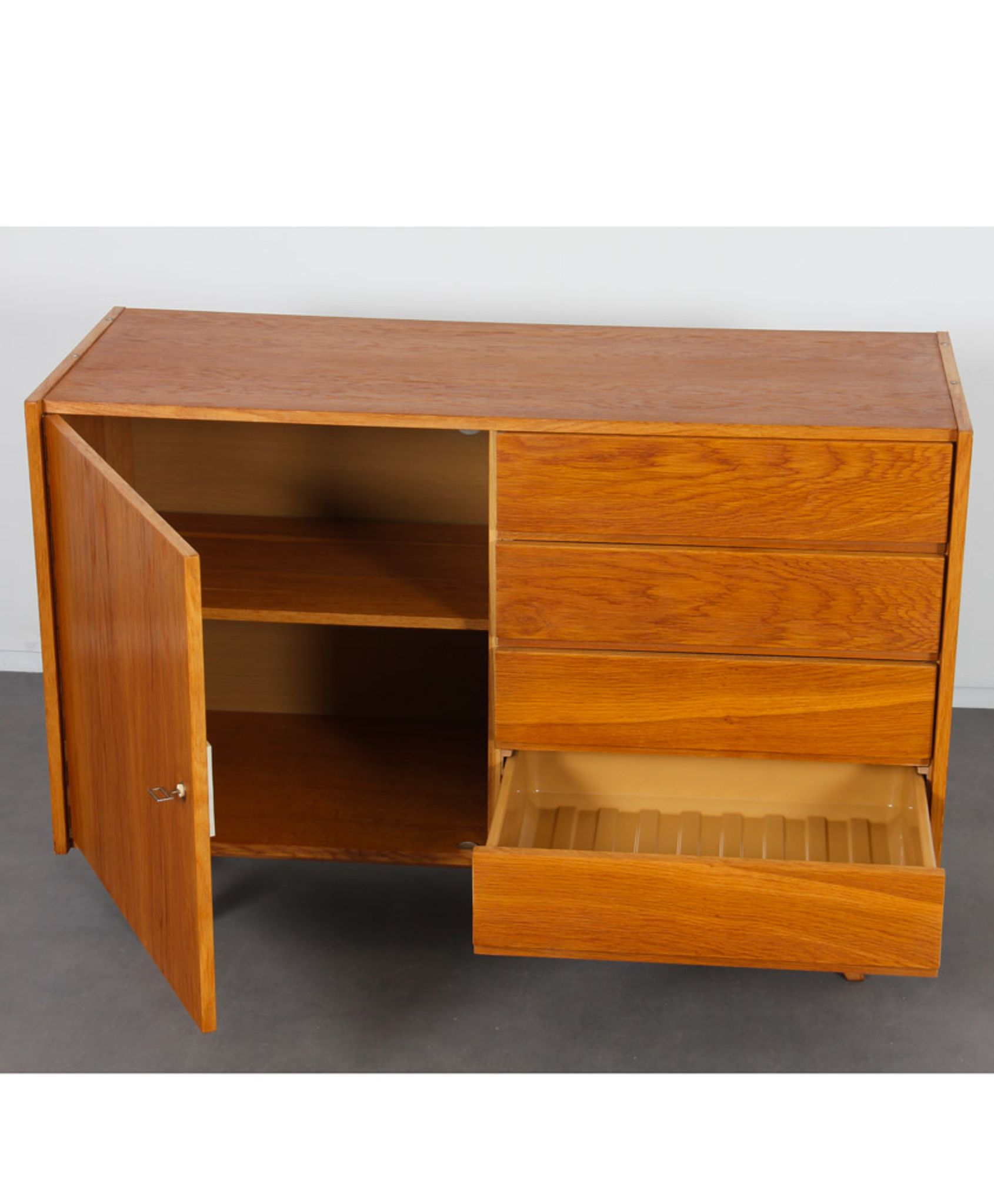 Chest of drawers by Jiroutek for Interier Praha, model U-458, 1960