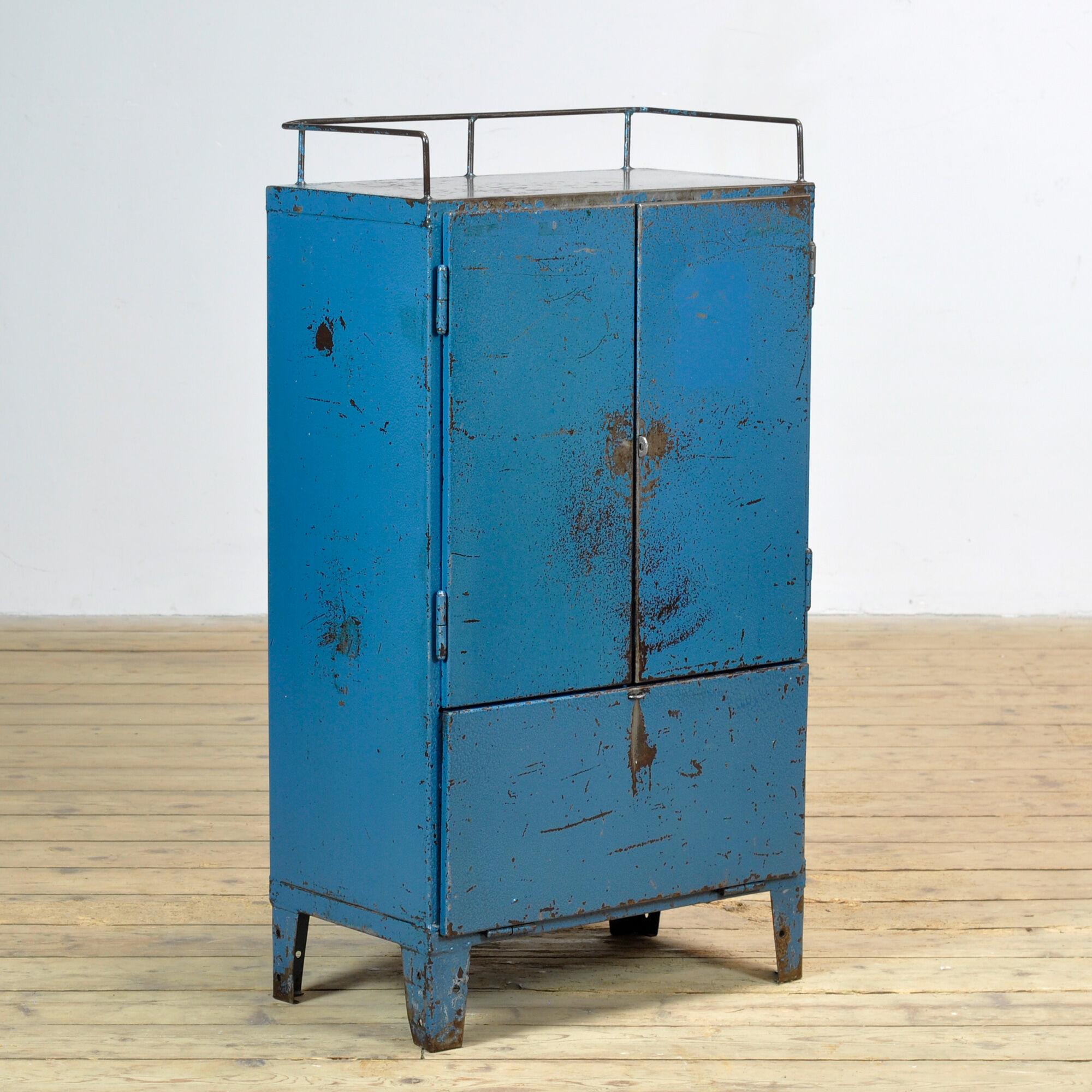 Industrial four-drawer cabinet from the 1970s