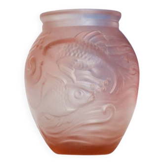 Art Deco vase by Souchon Neuvesel with a fish design.