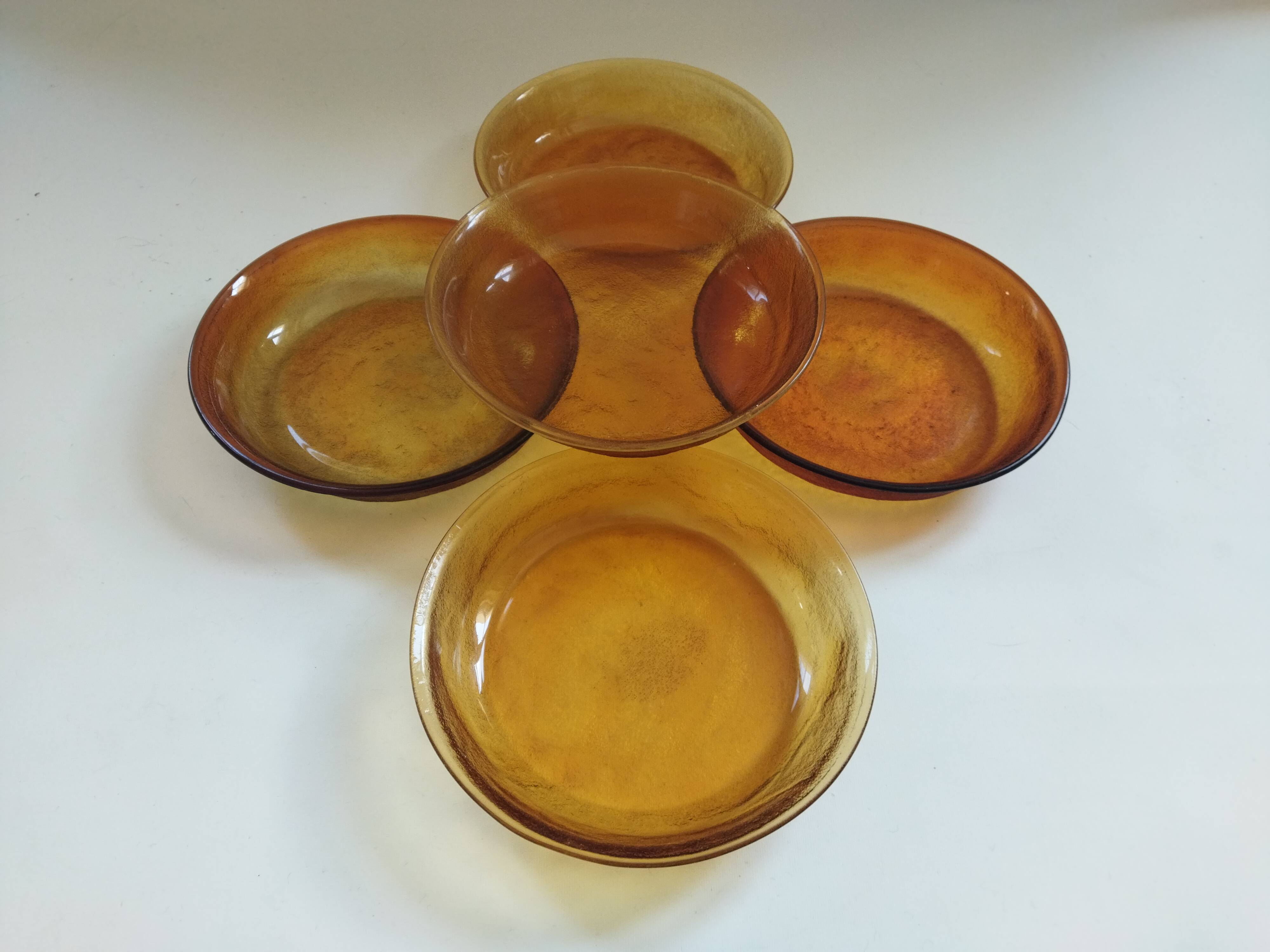 Arcoroc Sierra amber skullcap plates